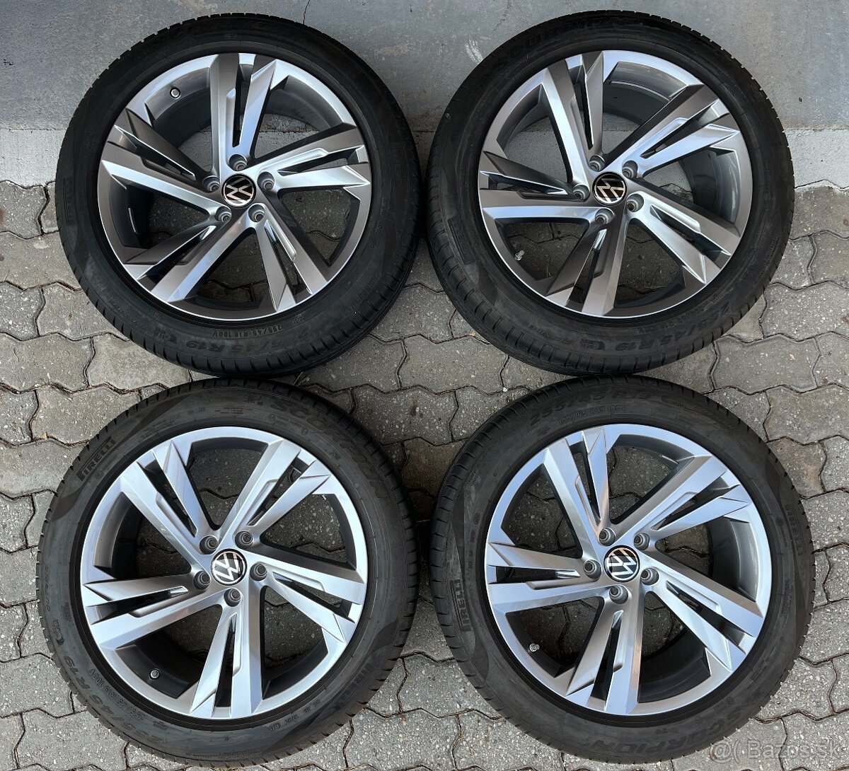 Originalna sada diskov VW Tiguan R-line Valencia 8,5J R19