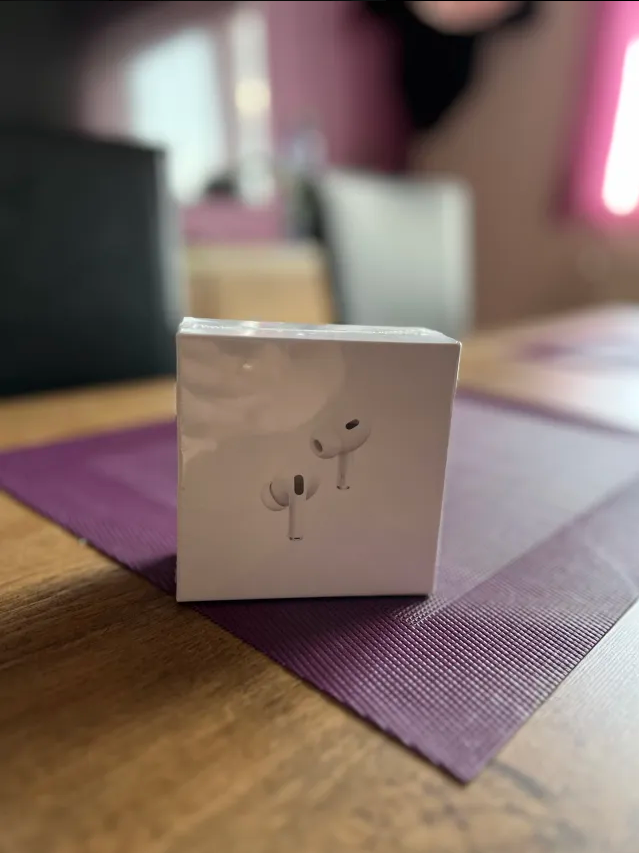 AirPods Pro 2 (USB-C)