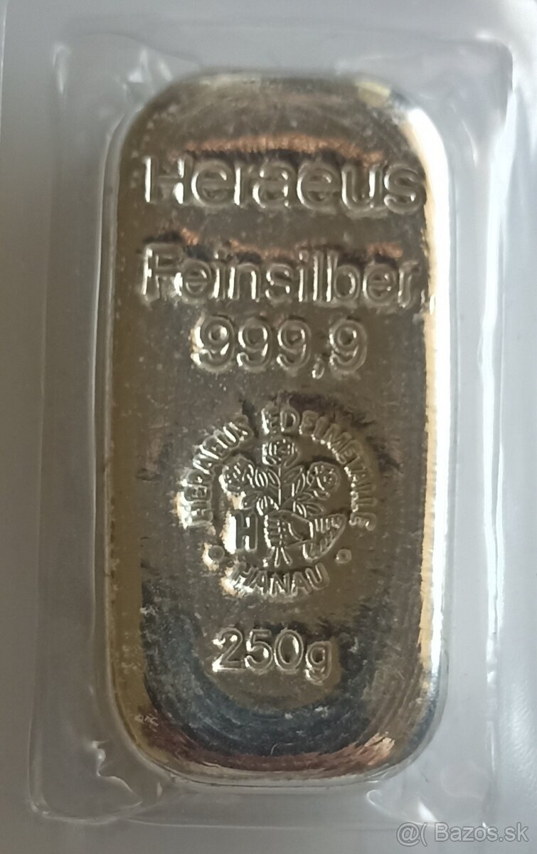 250 g strieborná tehlička Heraeus