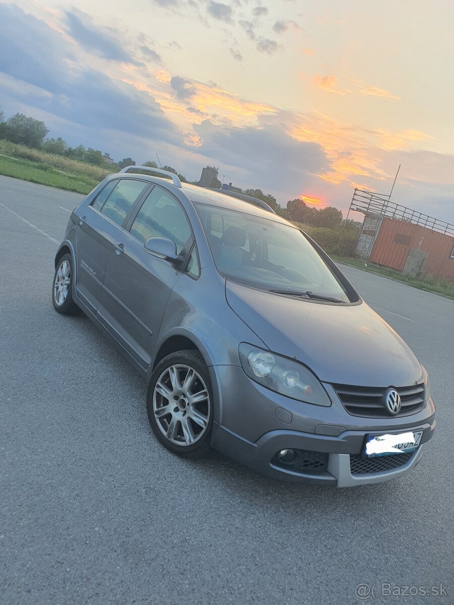 Golf 5 plus cross