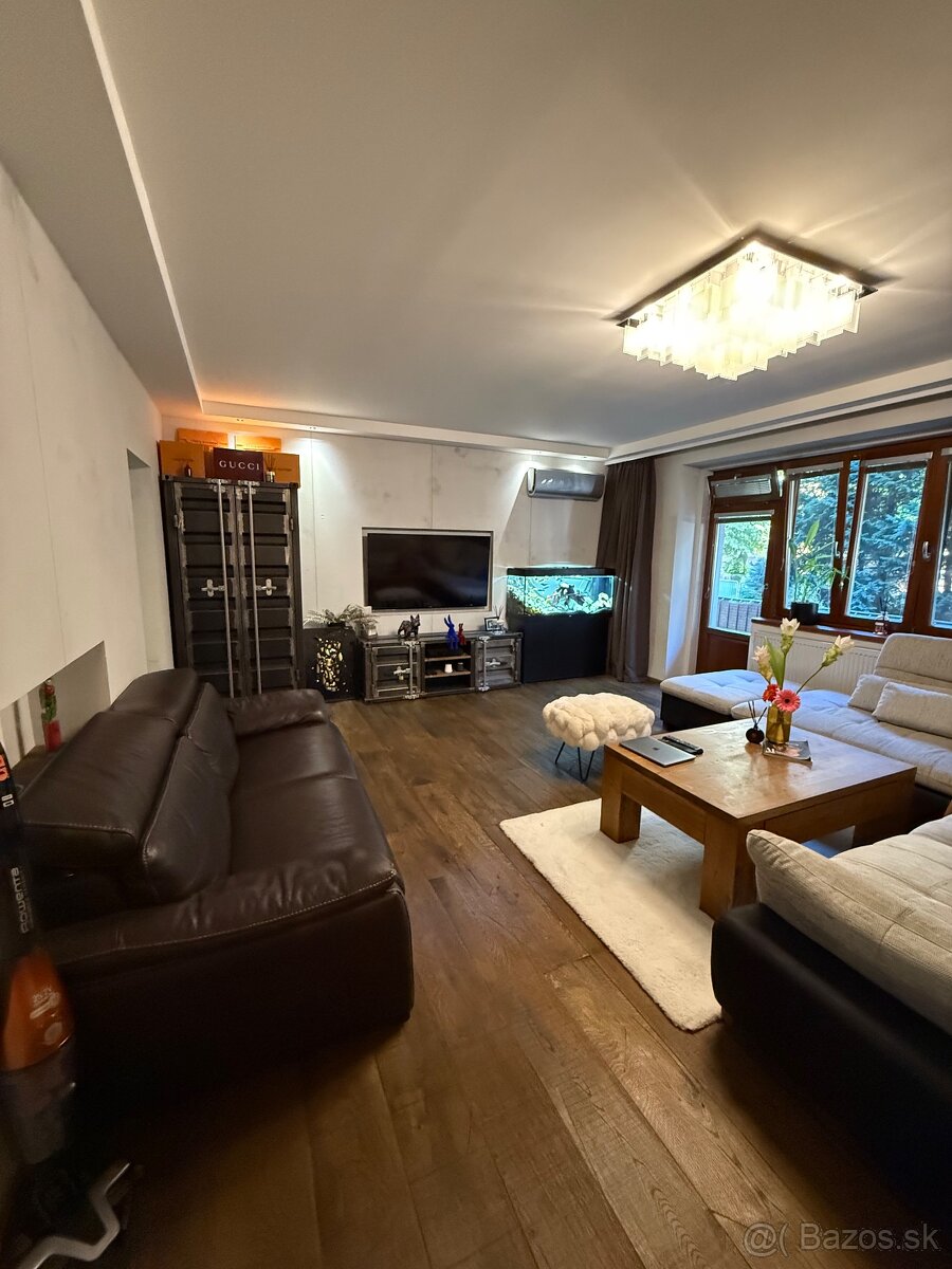 3 izb. byt s balkónom a garážou Staré mesto Košice