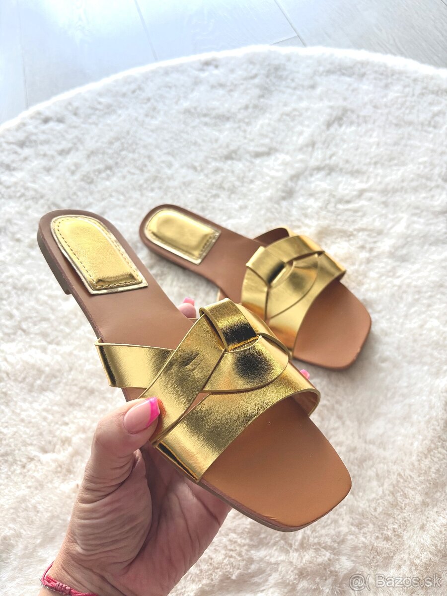 Šľapky gold 38