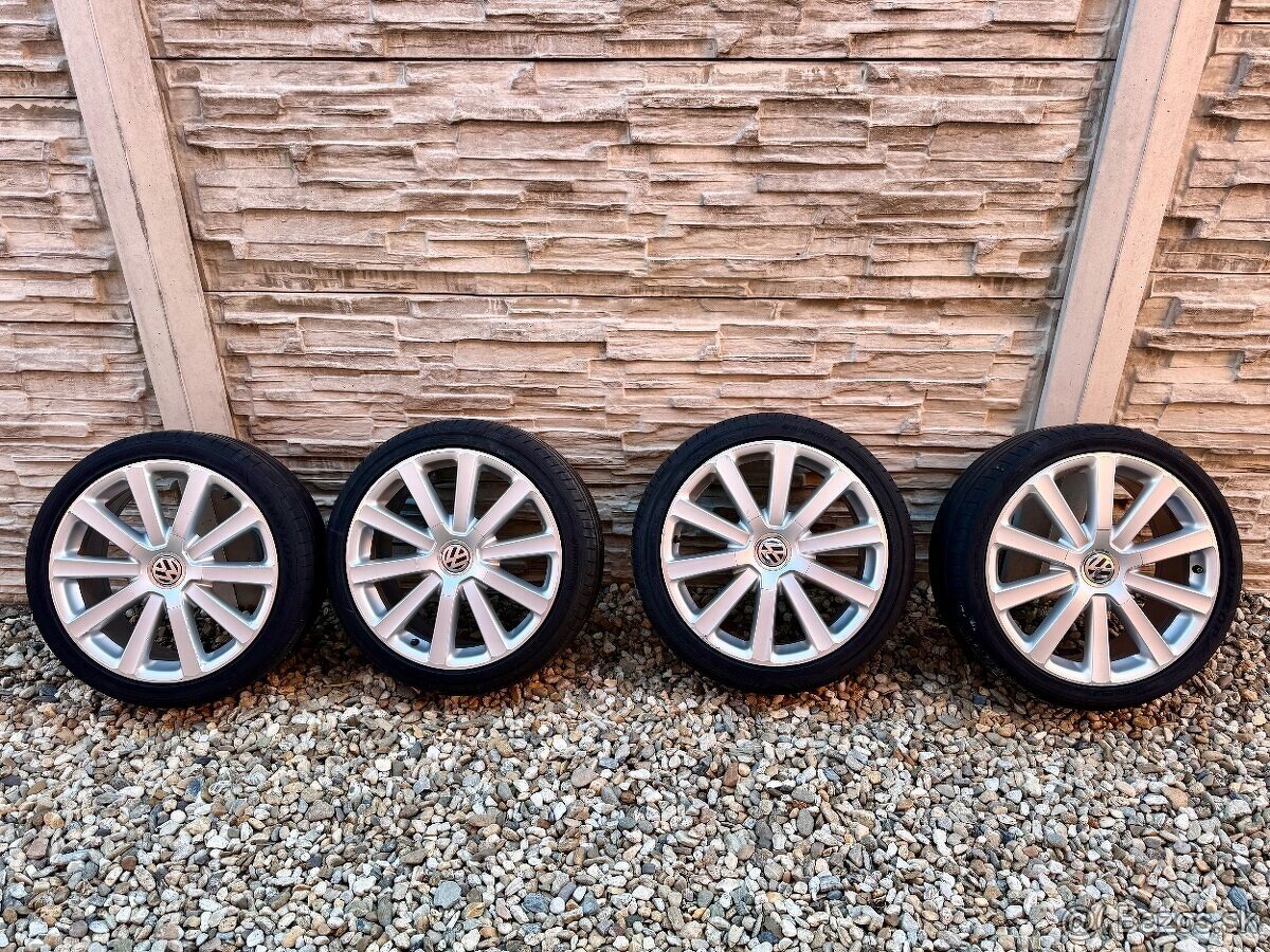 Komplet letnú sadu alu VW Omanyt R32 5x112 225/40 R18.