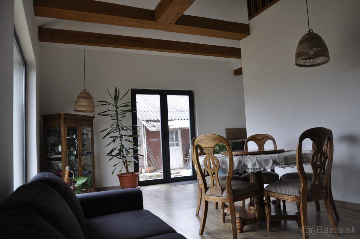 3i dom s krásnou panorámou v Hollóháza, Maďarsko