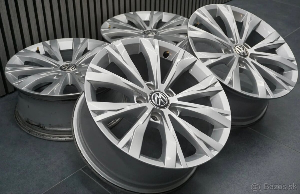 ORIGINÁLNÍ ALU KOLA VW TIGUAN R17