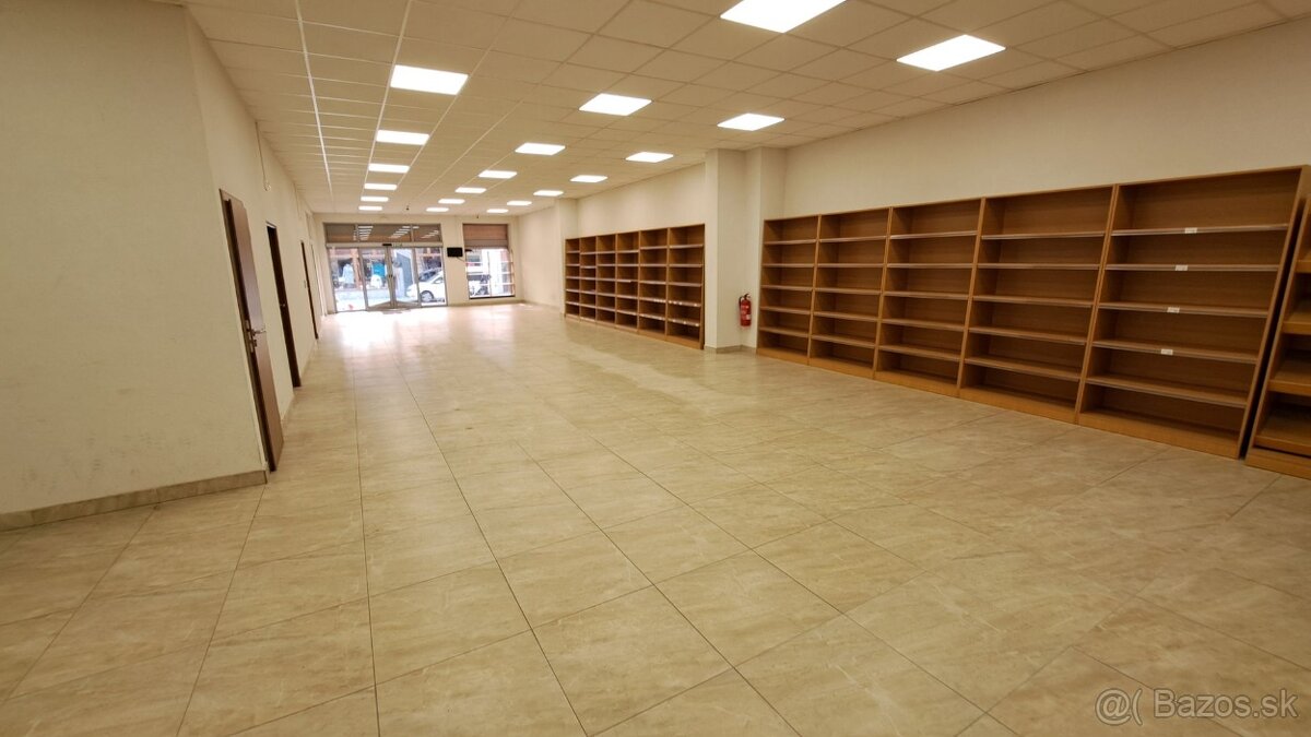 PRENÁJOM: Obchodný priestor 158m2 - PEŠIA ZÓNA - centrum