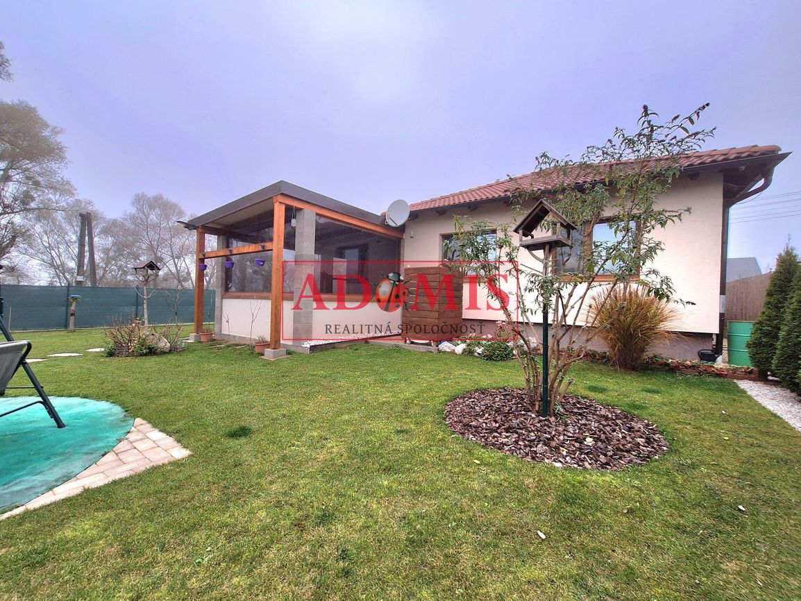 ADOMIS, - predáme 4izbový bungalov v Košickej Polianke, 710m