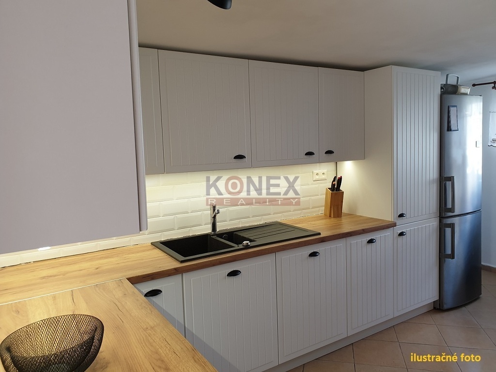 SKVELÁ PONUKA 3-izbový byt MICHALOVCE Západ