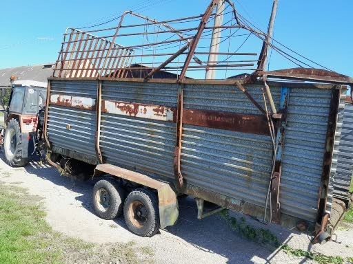 Predám zberací voz HORAL MV3