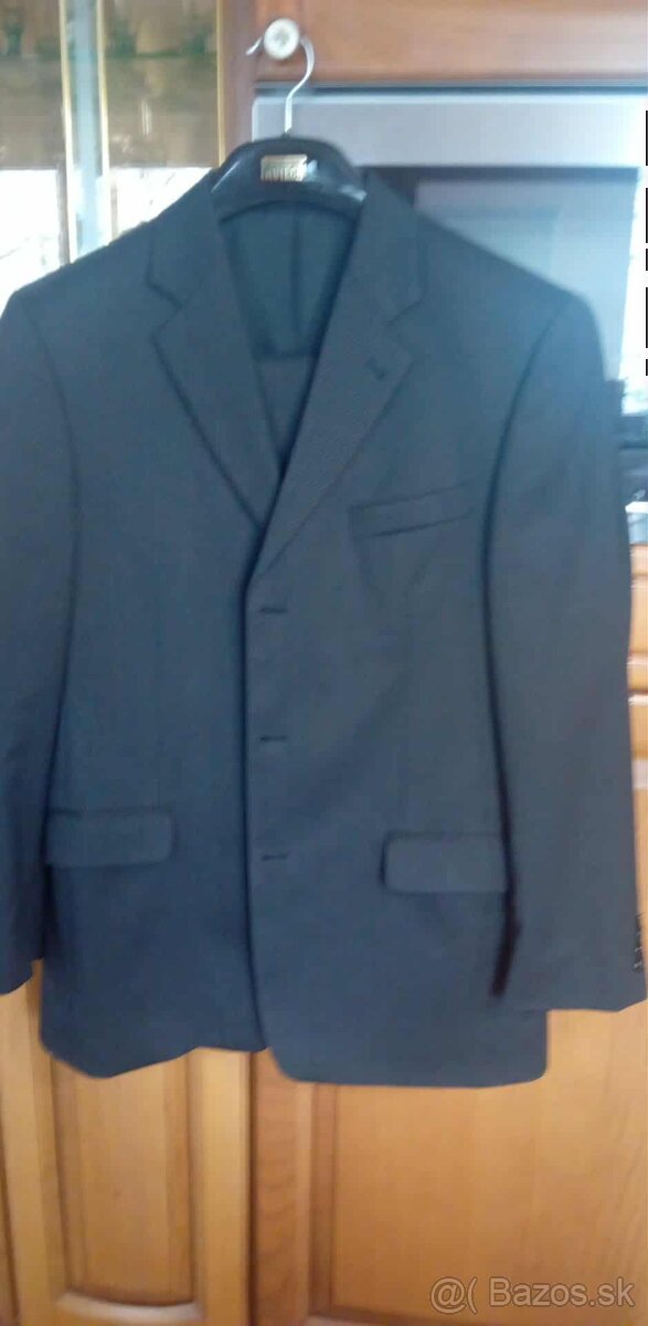 Pánsky oblek veľkosť 50