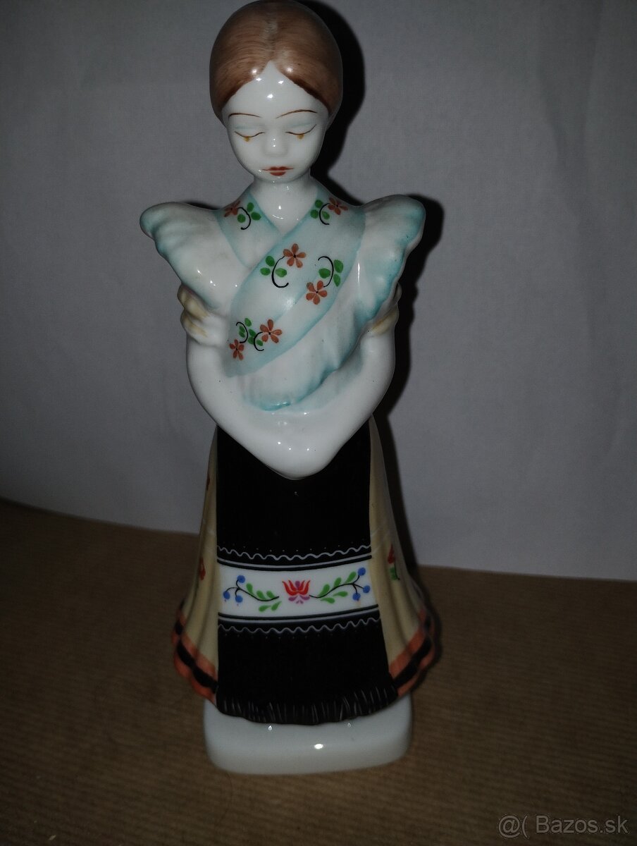 porcelánové sošky