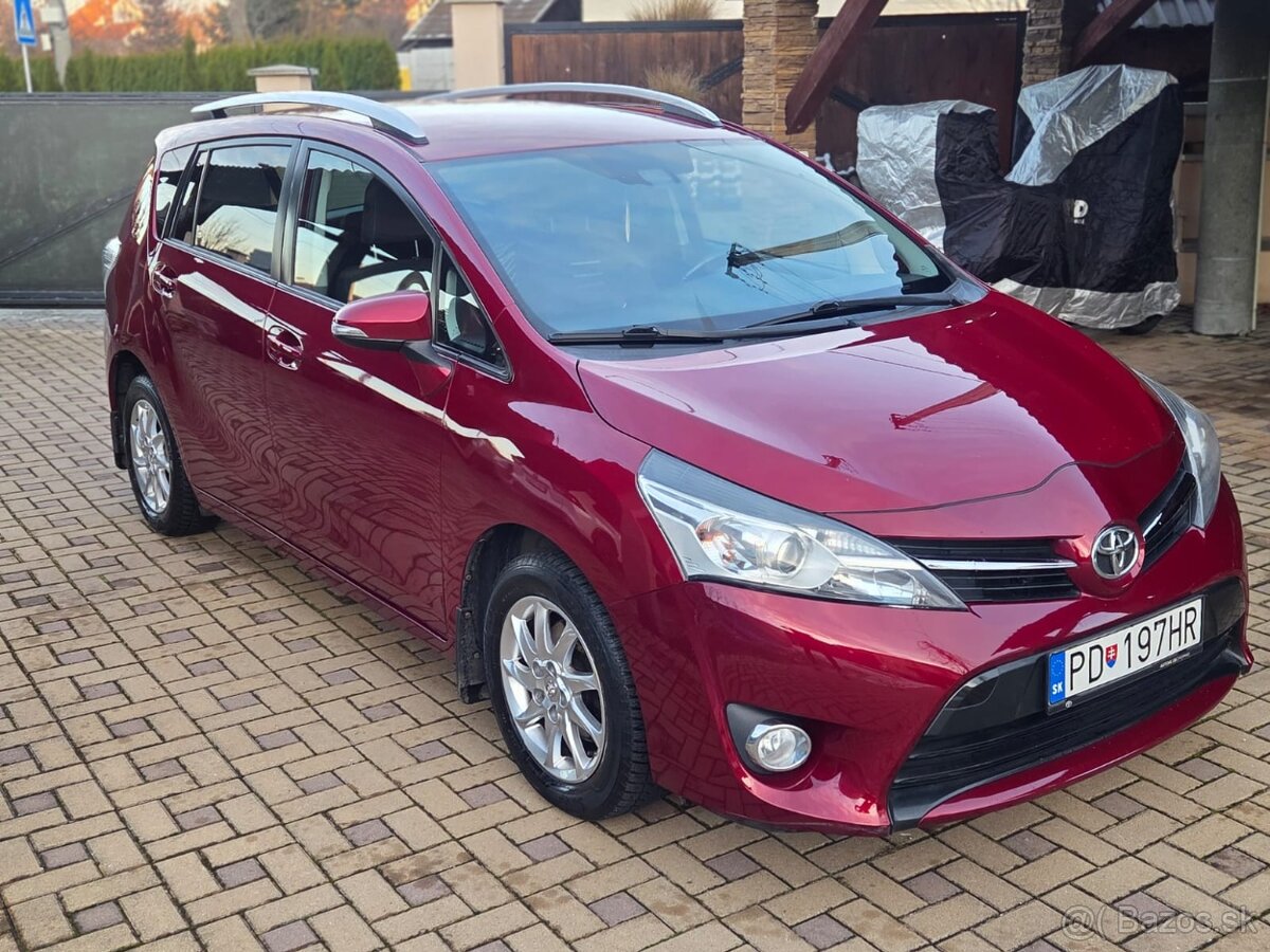 Toyota Verso 1,8 benzin