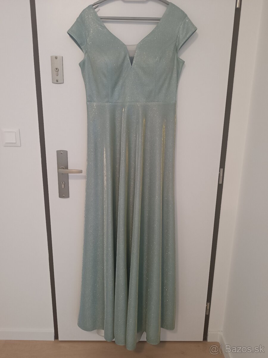 Spoločenské šaty dlhé