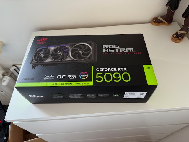 ASUS ROG ASTRAL GeForce RTX 5090