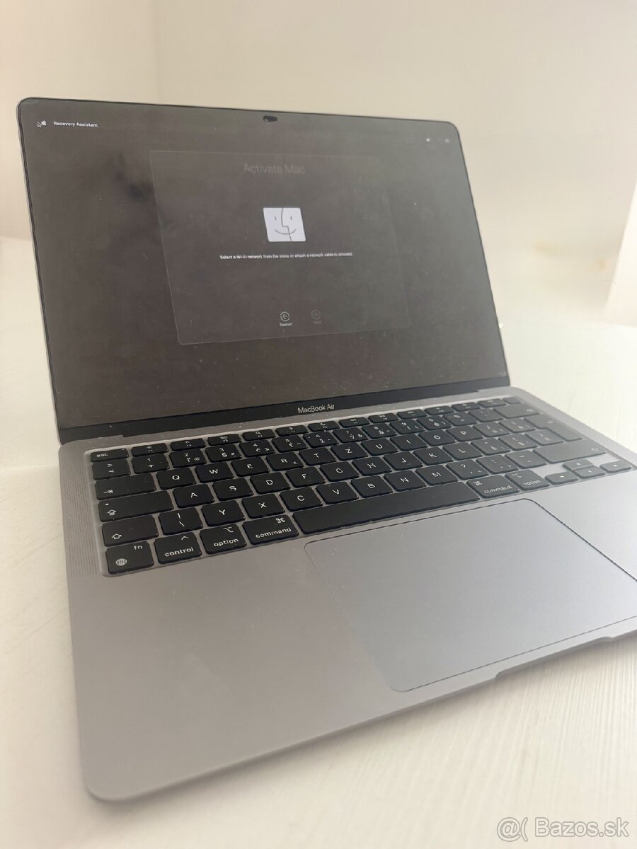 MacBook Air M1 256GB Disk 8GB RAM