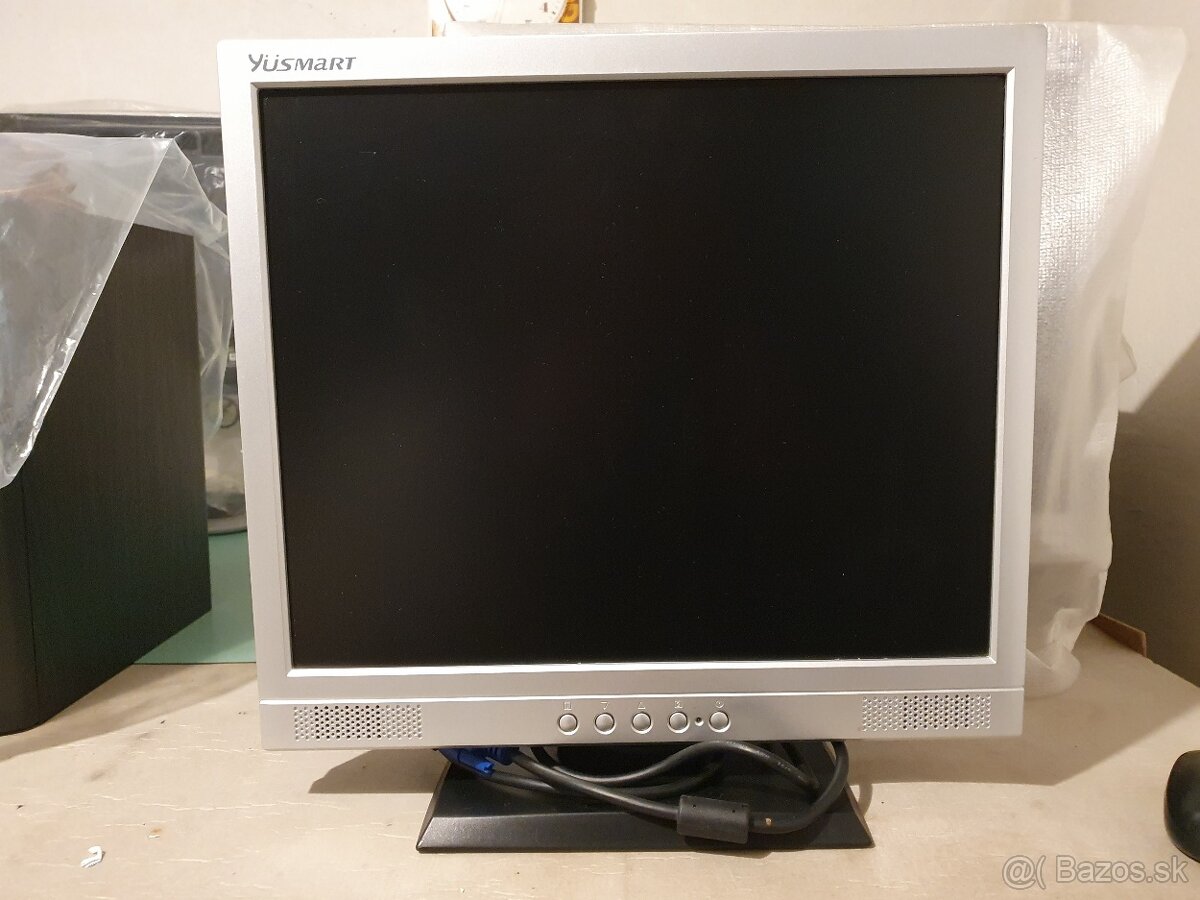 LCD monitory z obrazkov