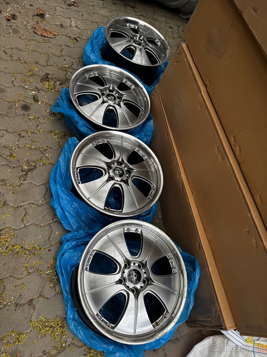 Barracuda VOLTEC J8×R18 - 5×114,3 - ET 45