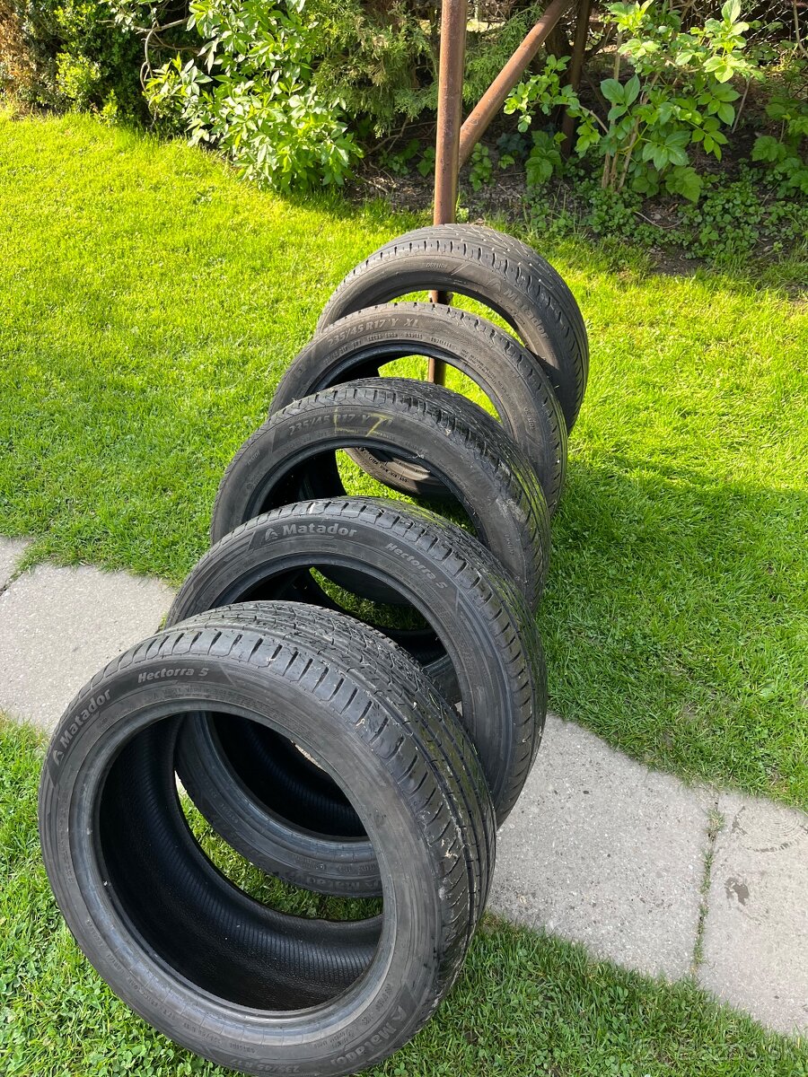 235/45r17 Matador