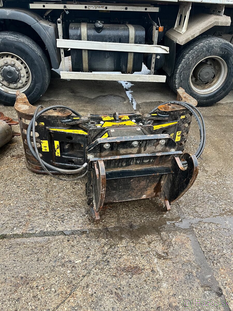 Triediaci drapák MB Crusher