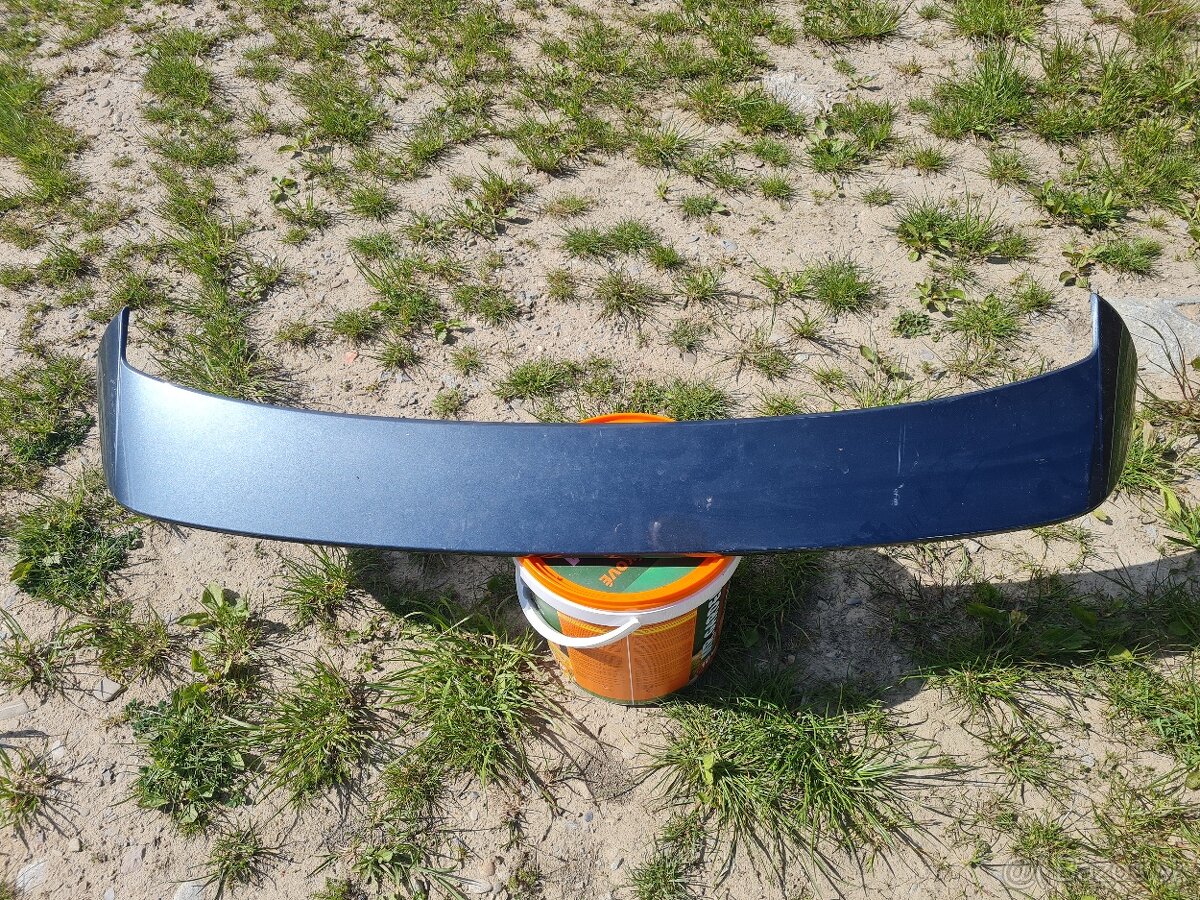 Zadný spoiler seat