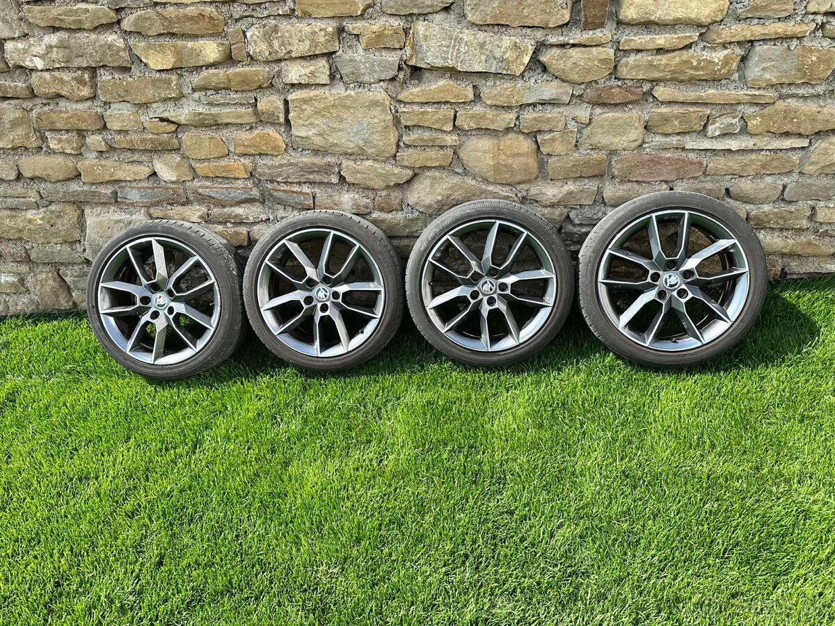 Škoda R18 5x112