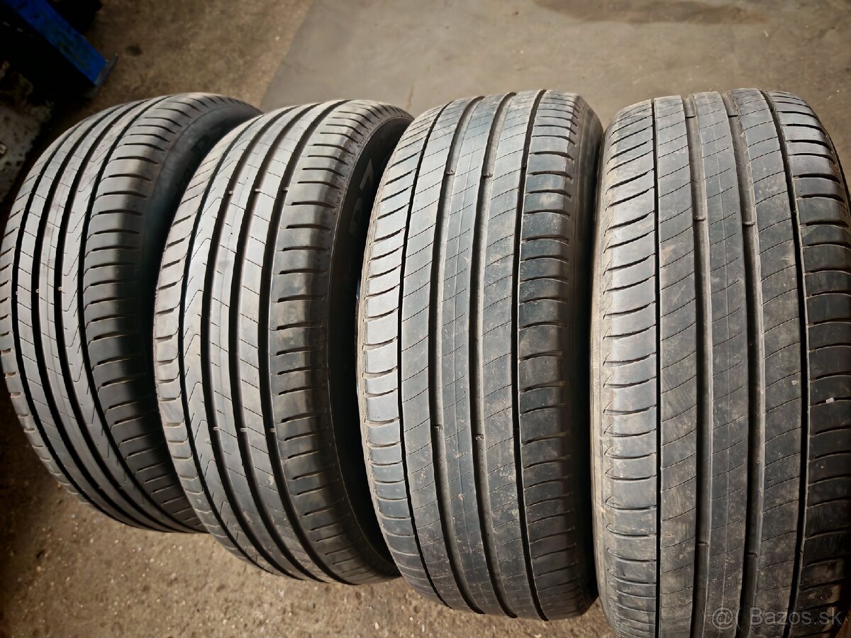 215/55-R17