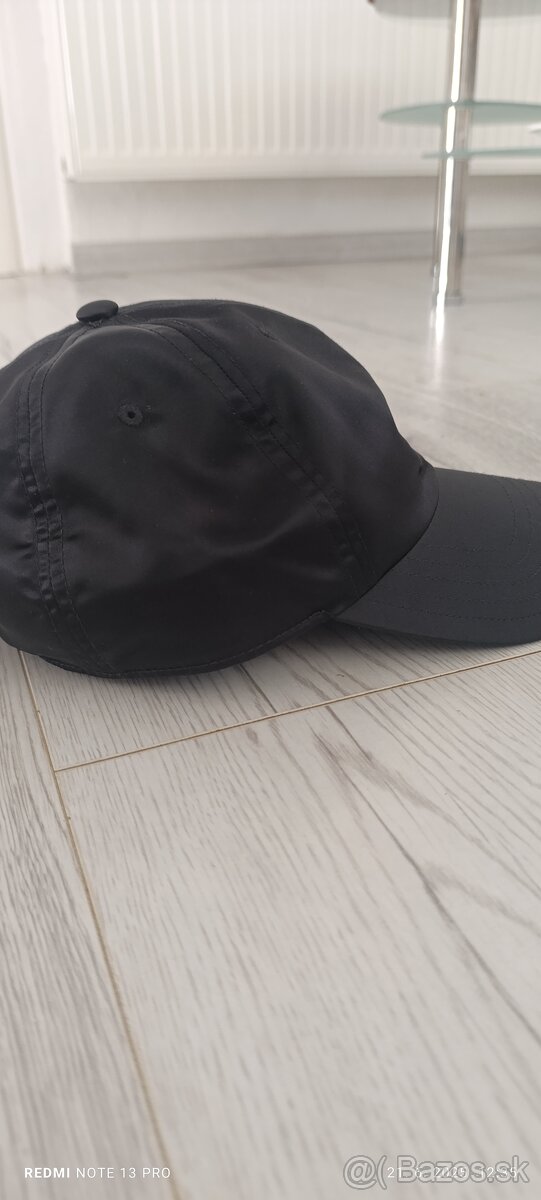 Adidas šiltovka