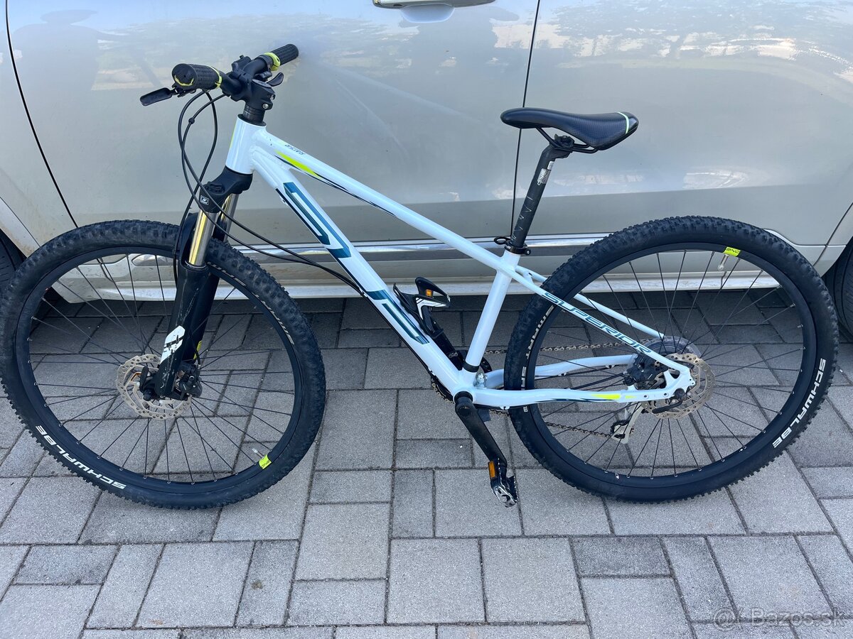 Predam Superior Racer 27 Racer