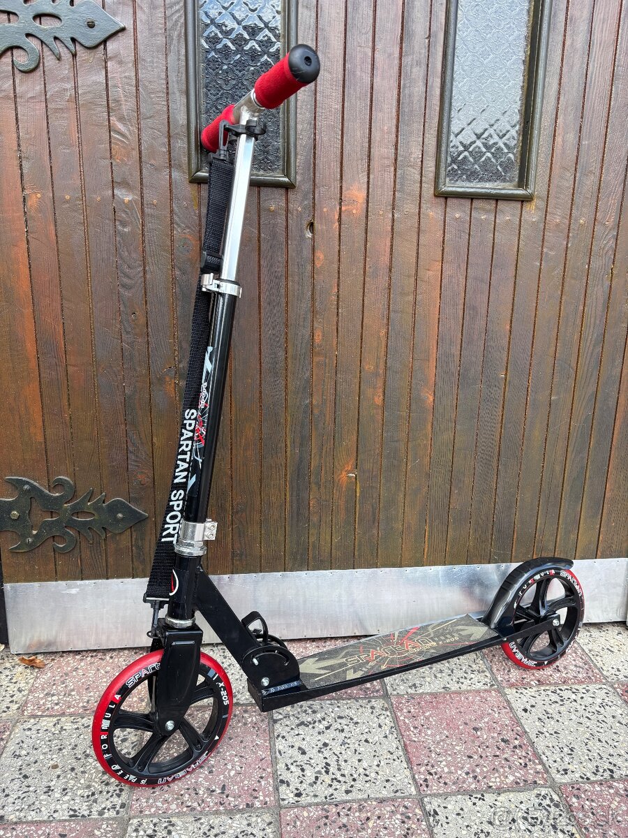 Kolobezka Spartan