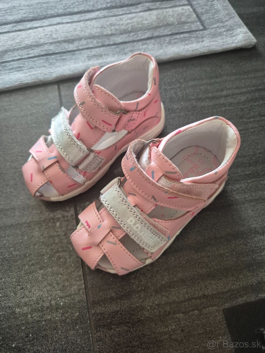 Sandale DD step