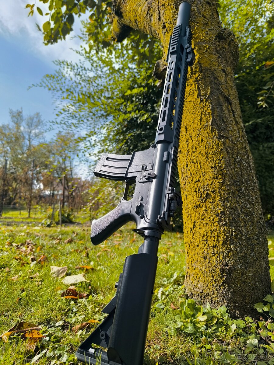 M4A1 Sailent Arms - CYMA
