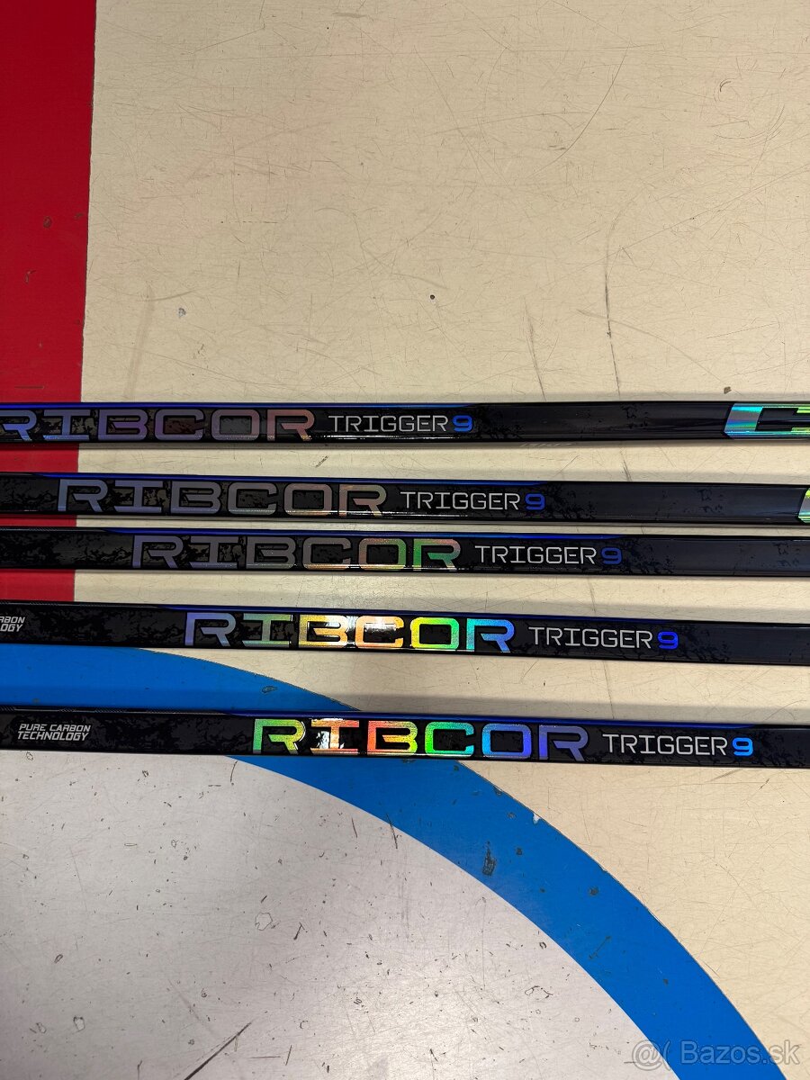 UPLNE NOVA PROFI HOKEJKA CCM RIBCOR TRIGGER 9 SIGMATEX