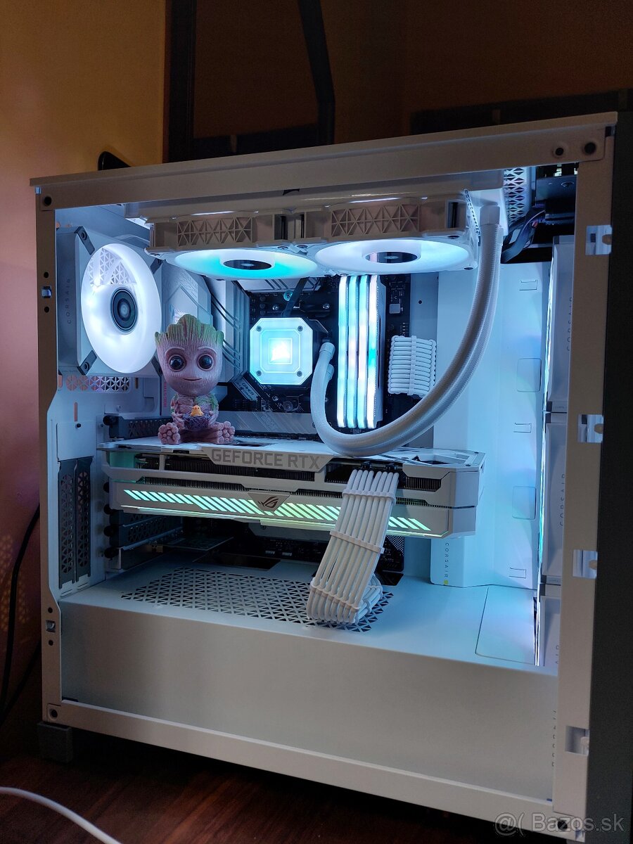 Predám ASUS B550-A GAMING+5800X3D+Corsair 4x8GB 3600MHz CL18