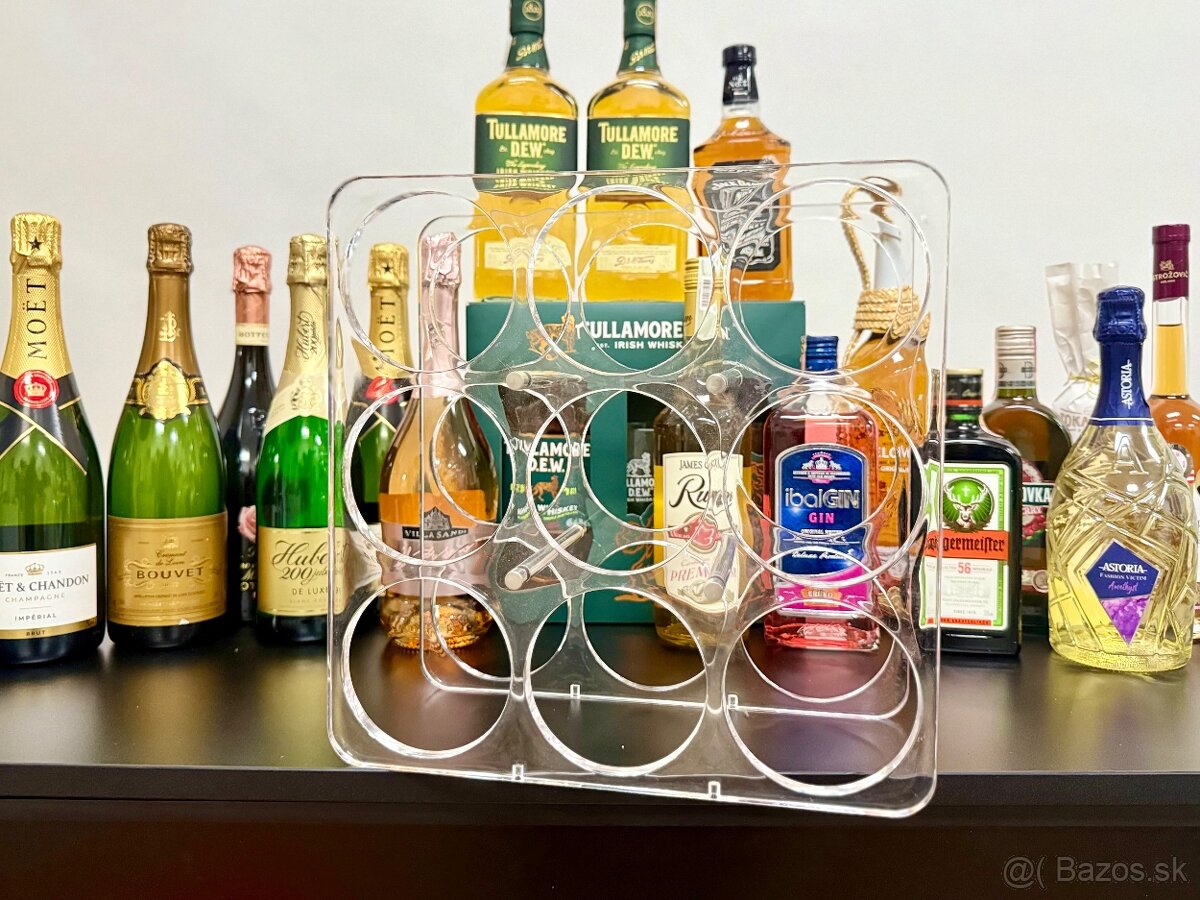 Dizajnový stojan na fľaše