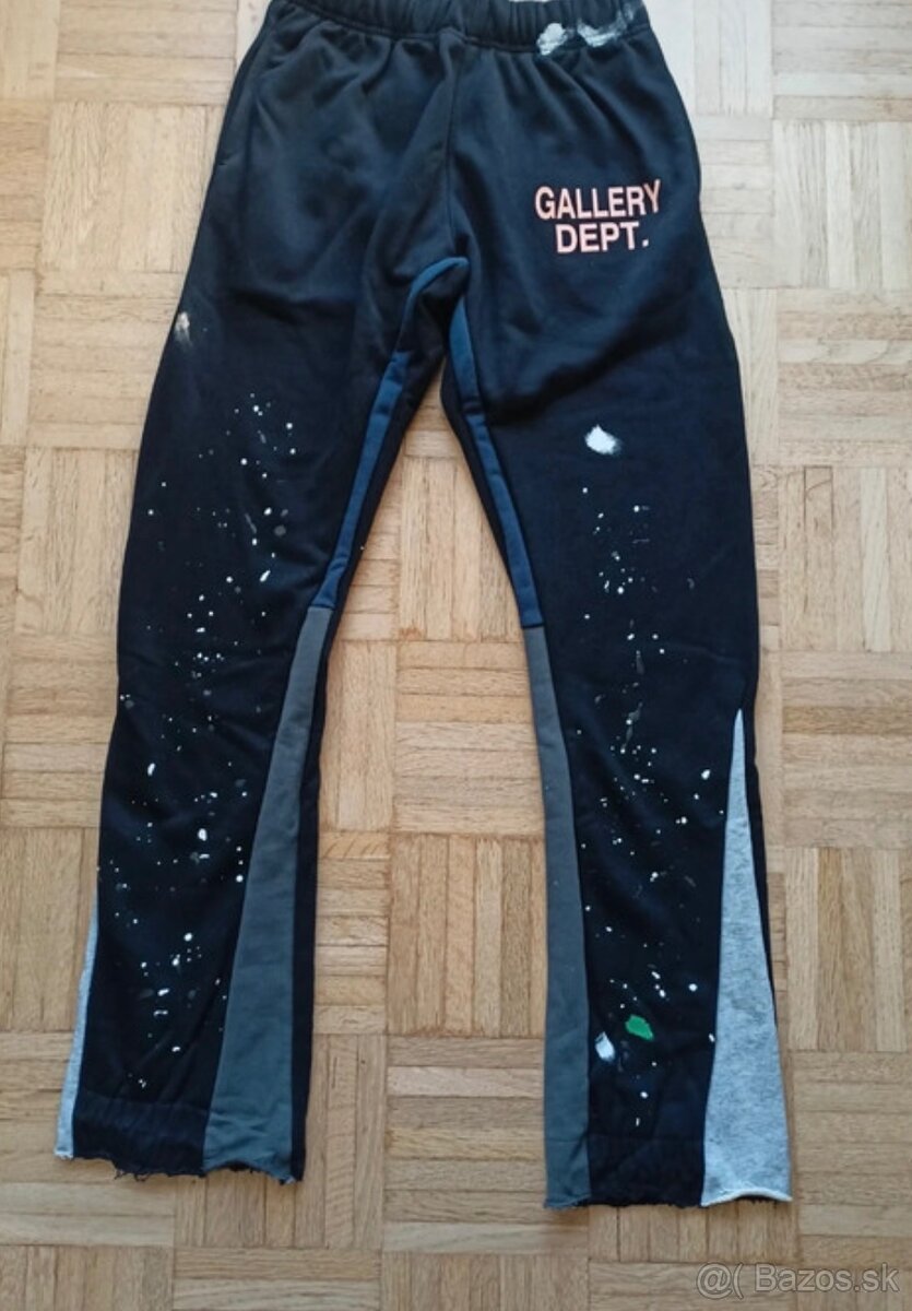 Gallery dept. Off white