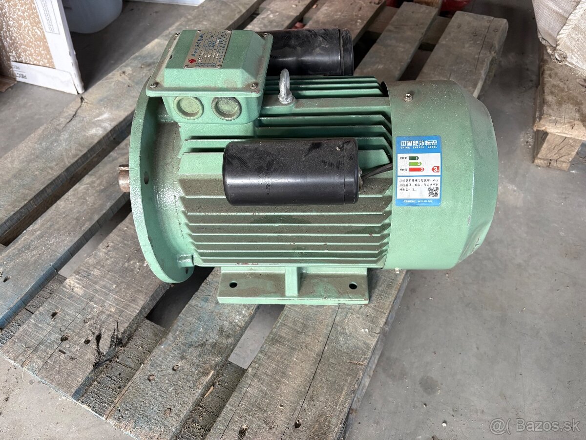 Predám motor na 220v