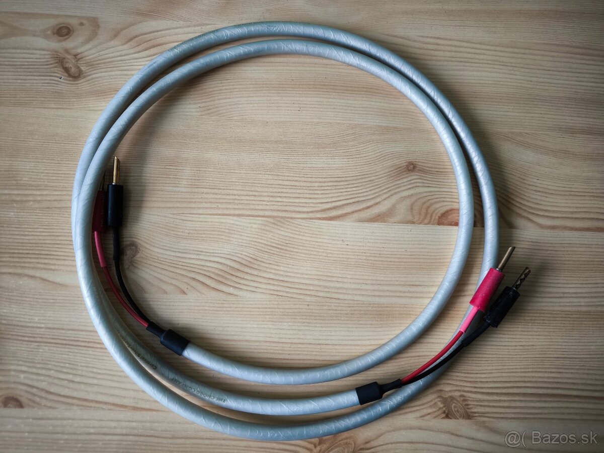 The Chord Company - Carnival silver screen speaker cable