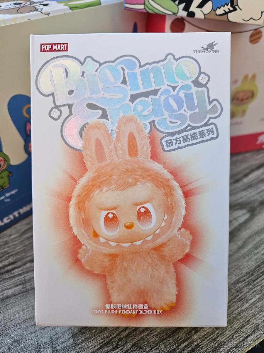LABUBU POPMART Big into energy (secret)