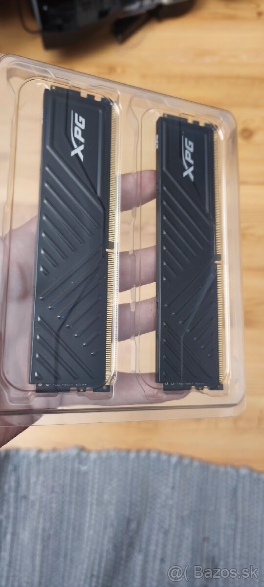 Predám pamäťový kit ADATA XPG