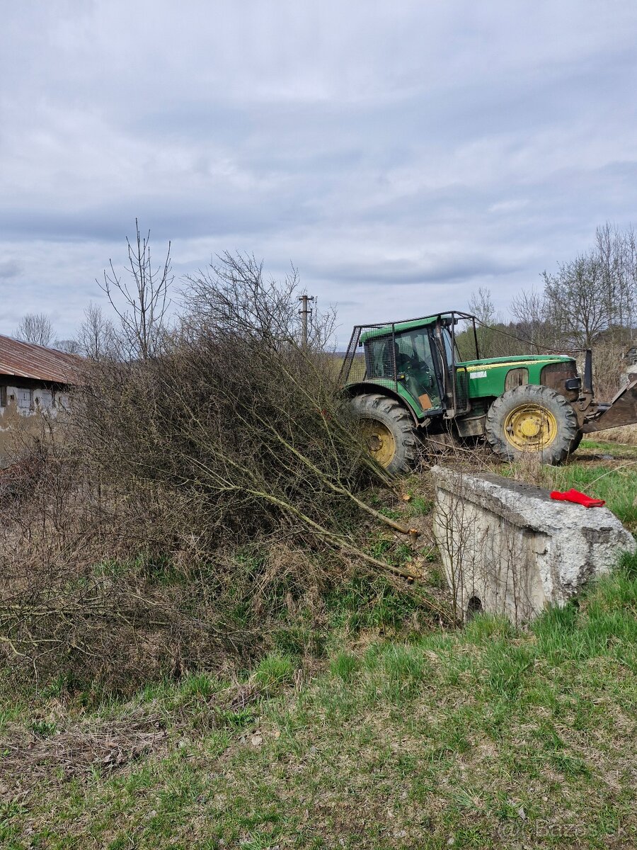 Čistenie pozemkov lesnou/pôdnou frézou