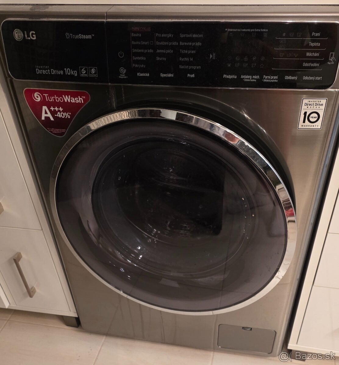 LG pracka 10kg - prane na nej bolo 10x