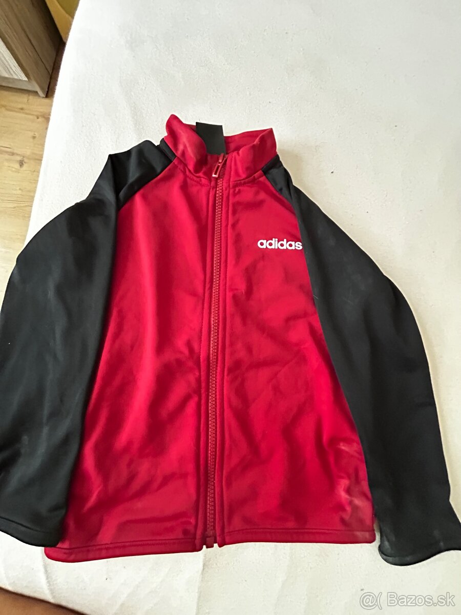 Adidas oblečenie