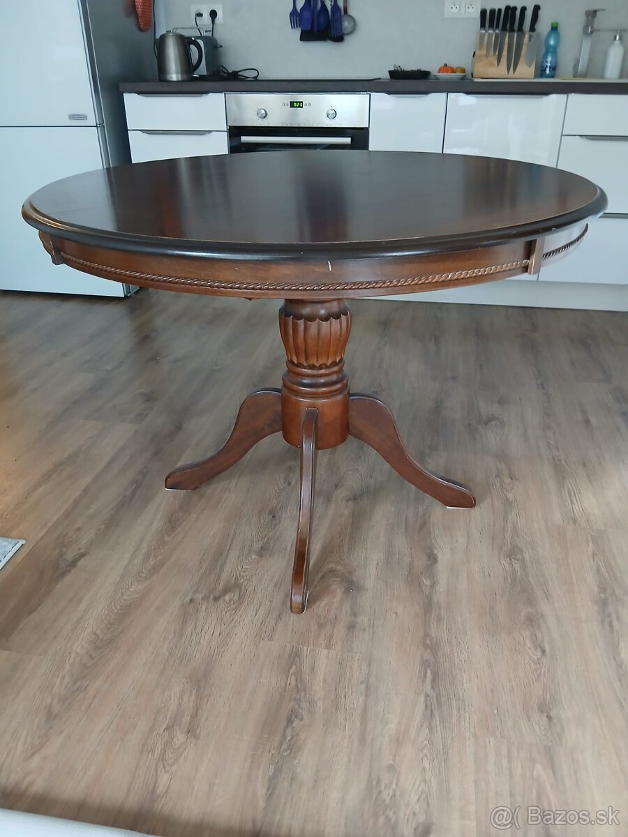 PREDÁM KUCHYNSKÝ ROZKLADACÍ STÔL