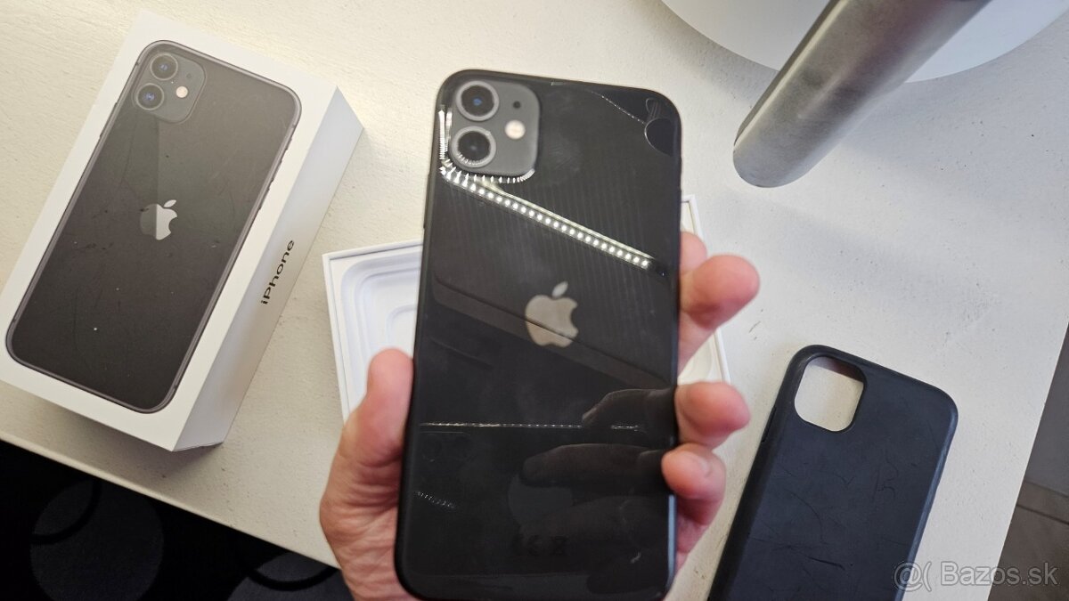 Apple iPhone 11 zachovalý 128GB