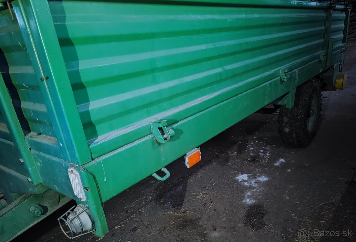 ROZMETADLO HNOJE , NIKDY NEPOUŽITE,ULOŽENKA,