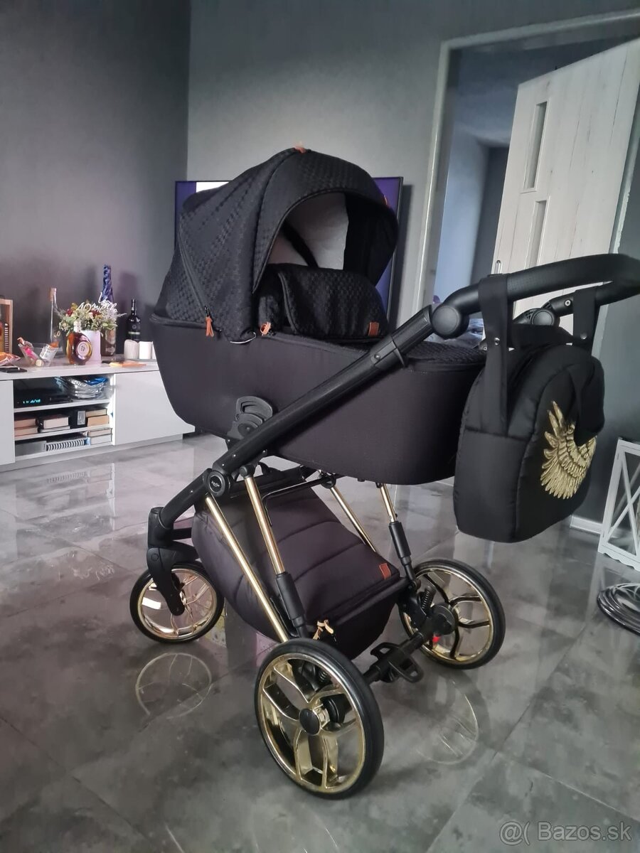 Baby-merc LA Rosa