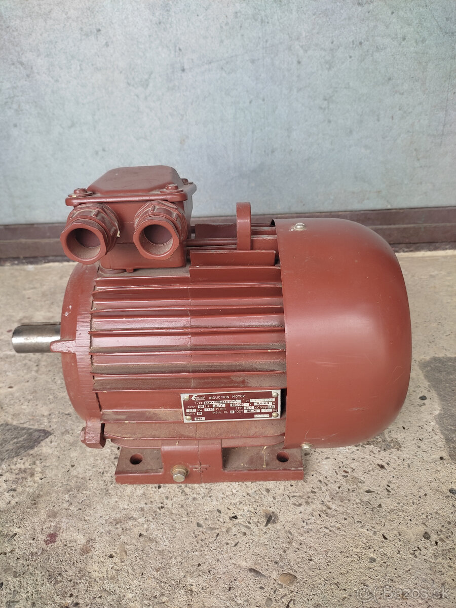 predám 3fázový elektromotor