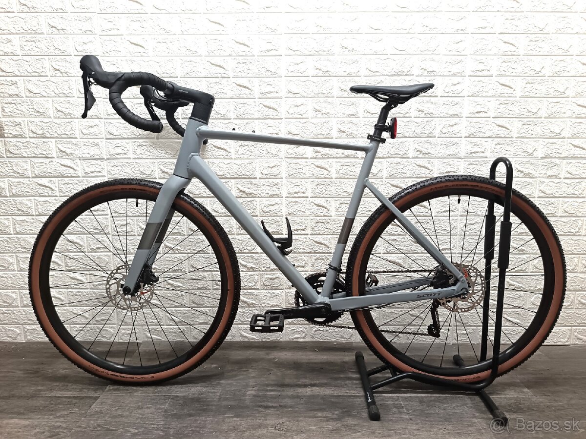 Ponúkam na predaj gravel bicykel Scott Speedster 40 28"