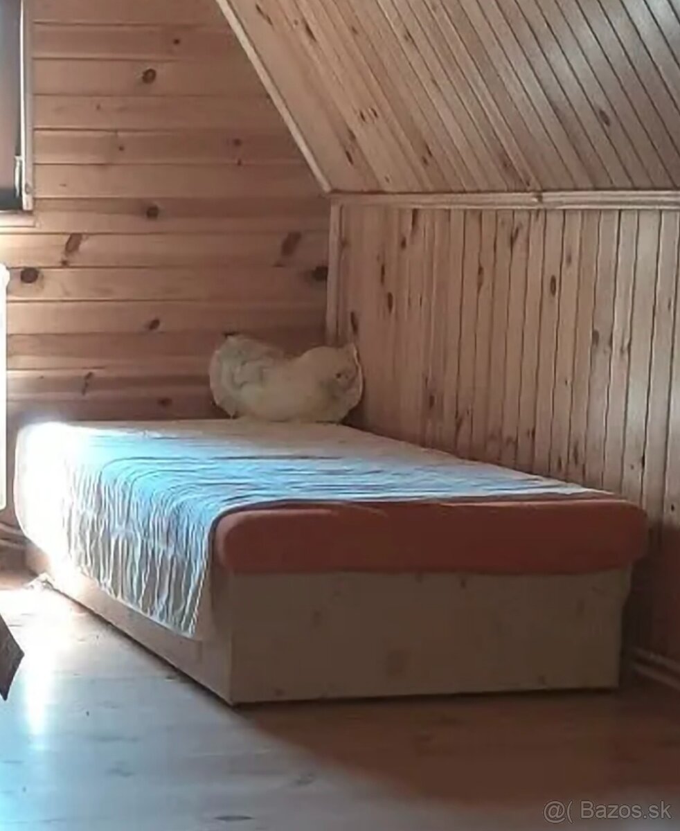Predám posteľ.