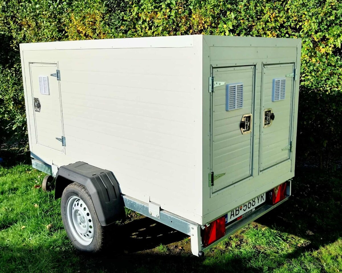 Príves/Vozík na prepravu 4 psov.